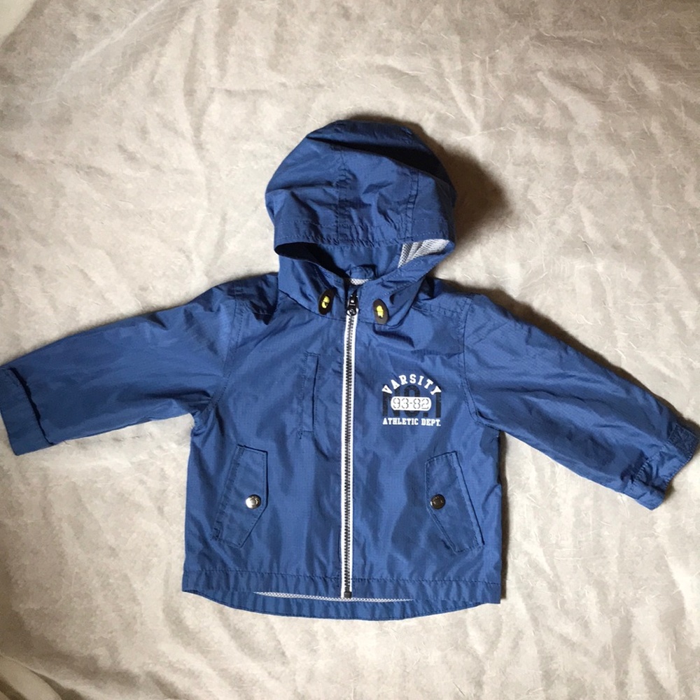 Carter’ blue light jacket . 18 months
